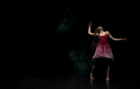 Enya Belak: Deklica z zmajem (1) 1