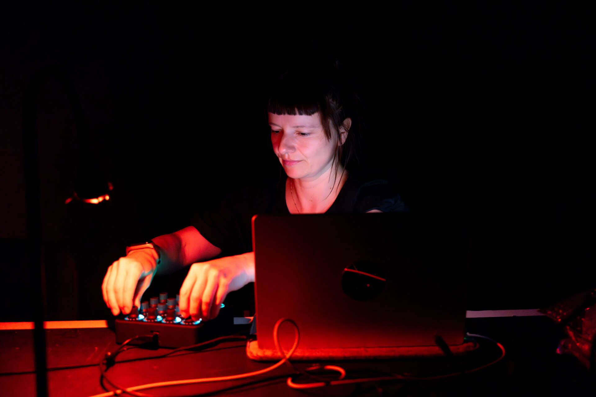 Prevec sveta premiera 001 NADA ZGANK scaled